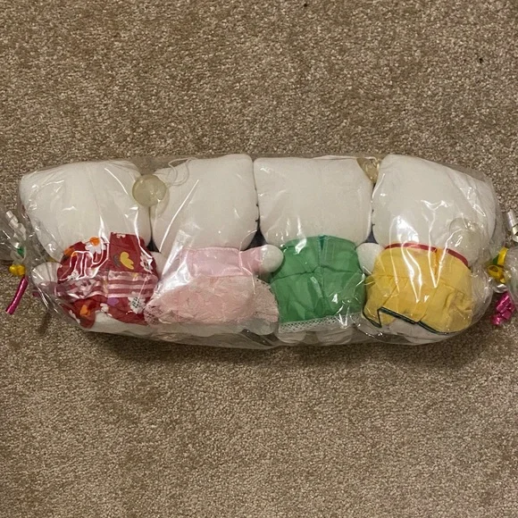 Hello Kitty Plush Set - Picture 7 of 7